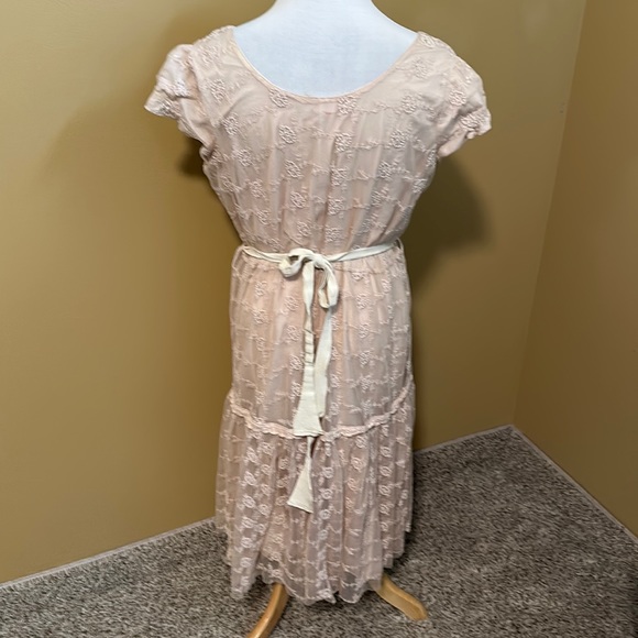 DOWNE EAST Pastel Pink Lace midi dress Scoop neck Short sleeve Costal Cowgirl - Picture 3 of 5